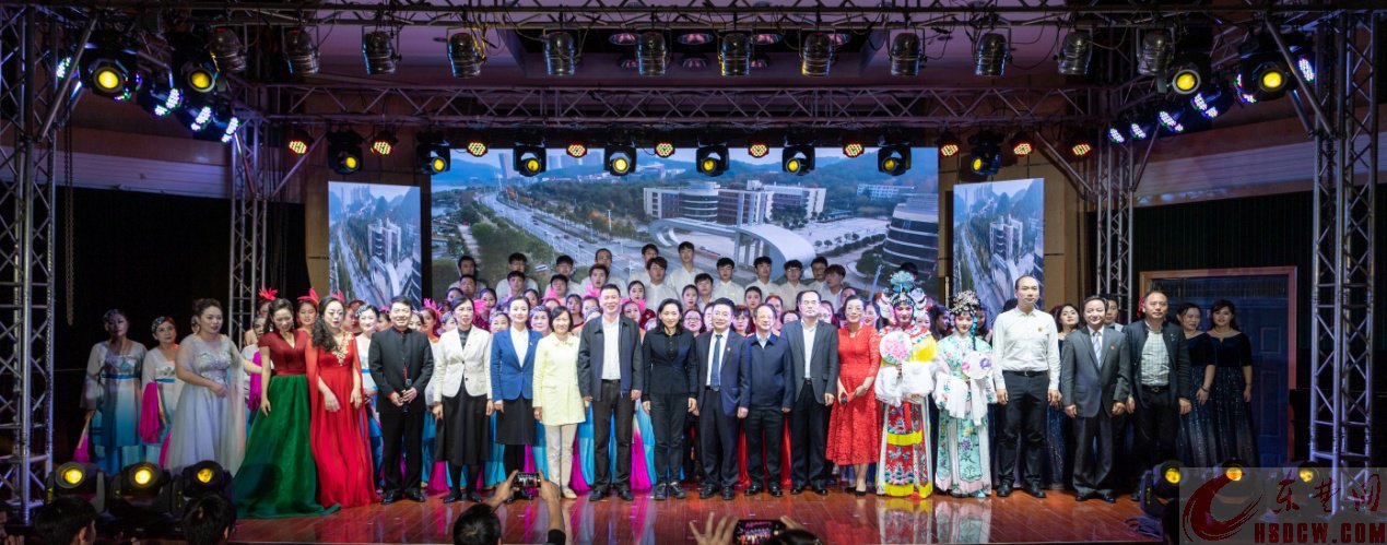 廉政建设进校园 清风吹亮党员心 廉政建设进校园 清风吹亮党员心
