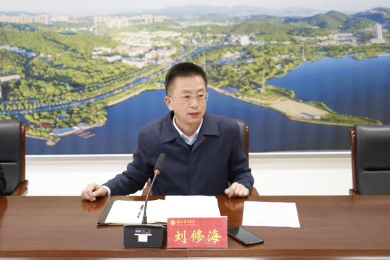 刘修海要求,各部门要迅速把思想和行动统一到市委,市政府工作要求上来